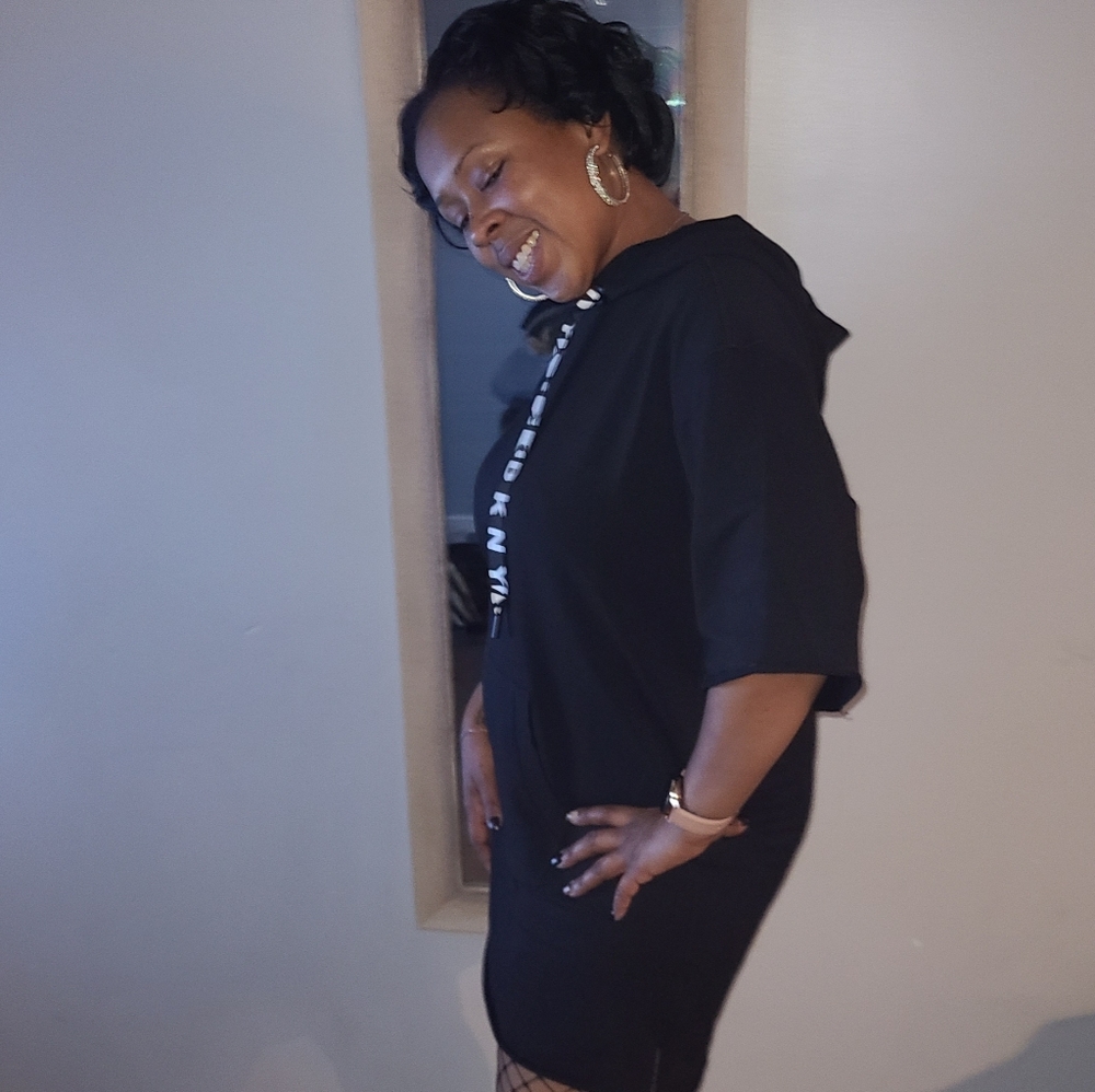 Meet your Posher, Nickie